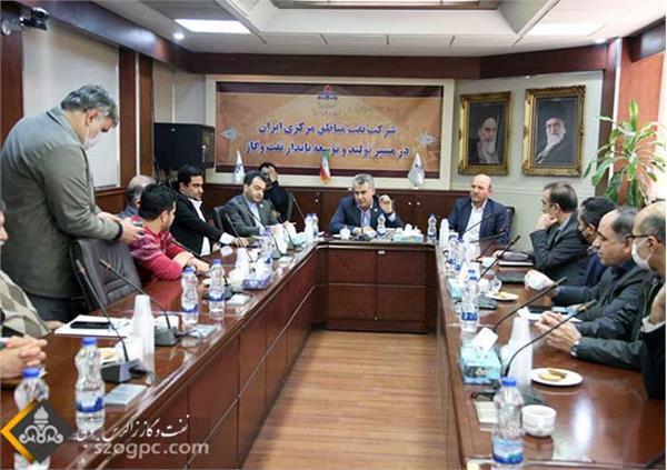 مراسم گرامیداشت روزمهندس با حضور مدیر عامل شرکت نفت مناطق مرکزی ایران 4