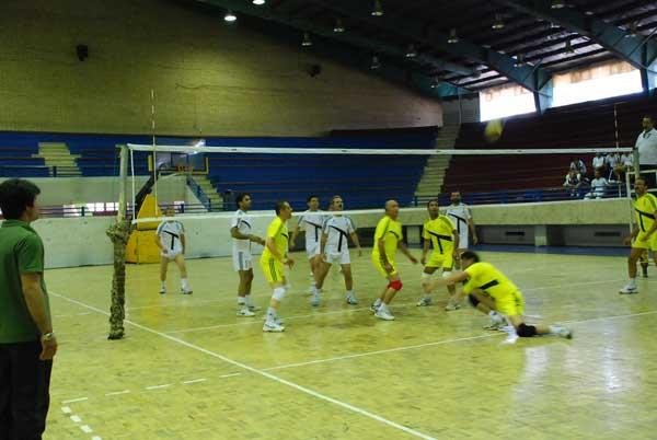 دهمین دوره مسابقات والیبال 13