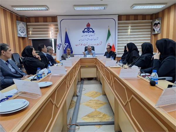سومین نشست مشترک ادارات برنامه ریزی نیروی انسانی شرکت نفت مناطق مرکزی ایران 1