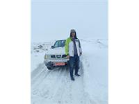 امدادرسانی به هموطنان در مسیرهای درگیر در برف توسط ترابری نفت و گاز شرق 4