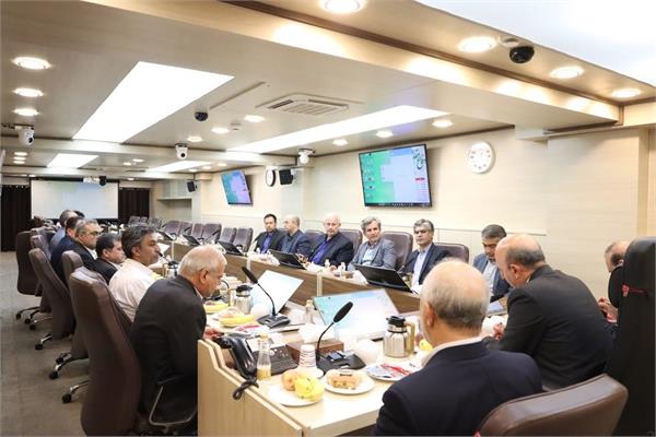 نشست فنی تخصصی مدیران صنعت نفت فارس در شرکت بهره‌برداری نفت و گاز زاگرس جنوبی 15