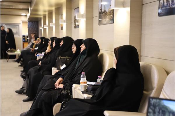 قدردانی معاون رئیس جمهور در امور زنان و خانواده از اقدامات سازنده شرکت نفت مناطق مرکزی ایران 2