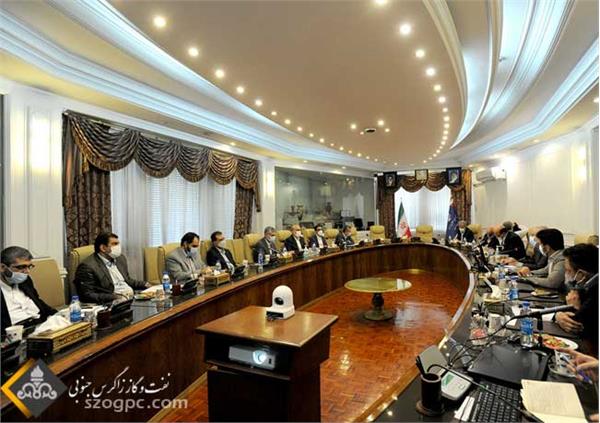 دومین نشست شورای معاونان وزارت نفت با حضور اوجی برگزار شد