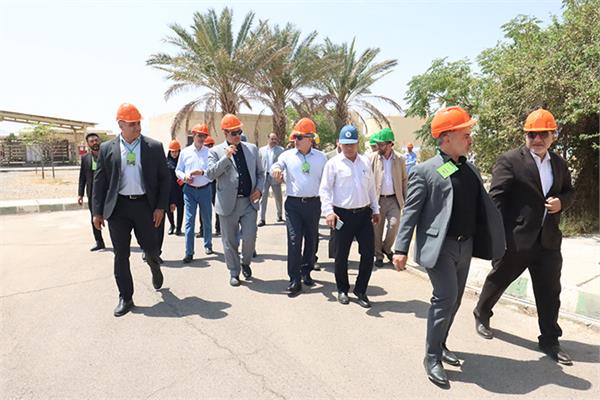 بازدید مدیر عامل شرکت نفت مناطق مرکزی ایران از منطقه عملیاتی سروستان و سعادت آباد 4
