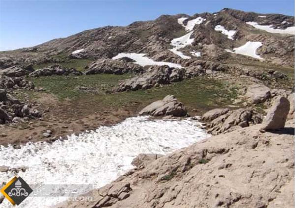 صعود کوهنوردان زاگرس جنوبی به ارتفاعات پازن پیر 2