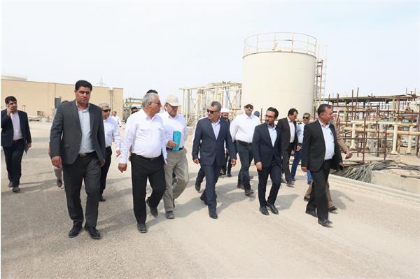 بازدید مدیرعامل نفت مرکزی از میدان نفتی خشت 4