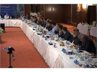 جلسه پیش بینی بهره دهی چاه های شرکت نفت مناطق مرکزی ایران / شرق 11