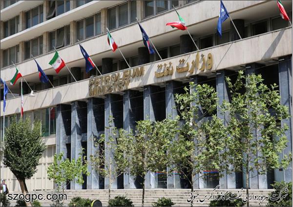 وزارت نفت ۱۴۱ دستگاه ونتیلاتور به وزارت بهداشت اهدا کرد