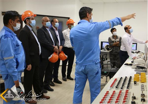بازدید دبیر شورای عالی فرهنگی وزارت نفت ۱۴۰۰ 7