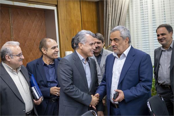 آیین تکریم و معارفه مدیران شرکت ملی نفت ایران 4