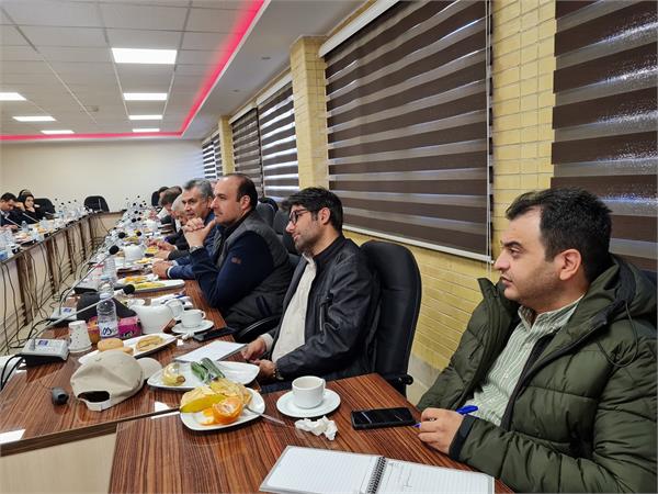 دوره آموزشی سازماندهی کارگروهی ویژه مدیران شرکت نفت مناطق مرکزی ایران 9