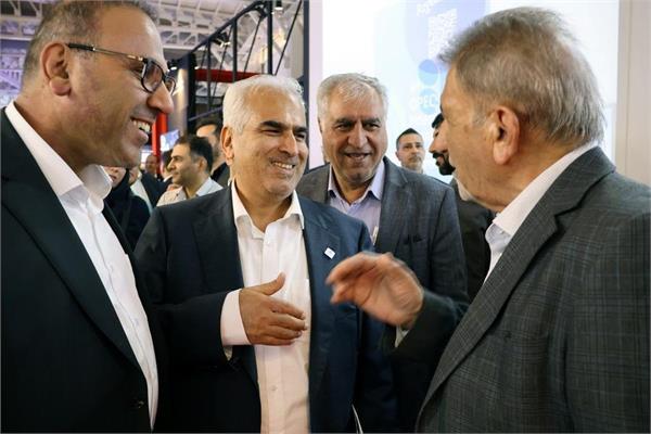 سومین روز بازدید مدیر عامل از بیست و نهمین نمایشگاه صنعت نفت 5