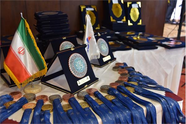 آیین اختتامیه مسابقات ورزشی کارکنان ۴۵ سال و بالاتر نفت مرکزی 24