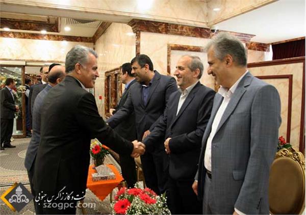 حضور مدیر عامل و مدیران ارشد شرکت نفت مناطق مرکزی ایران در دیدار نوروزی با وزیر نفت 5