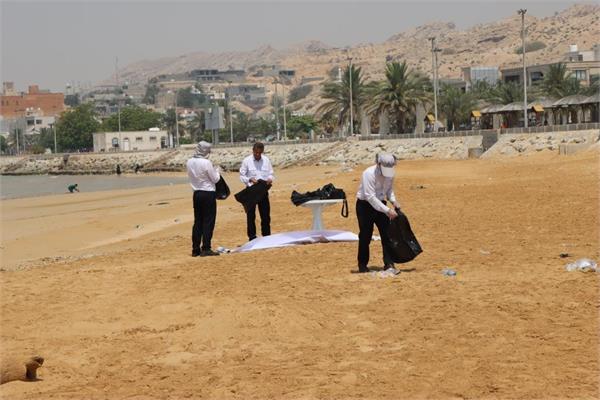 پاکسازی ساحل خلیج همیشه فارس توسط کارکنان منطقه عملیاتی نار و کنگان 18