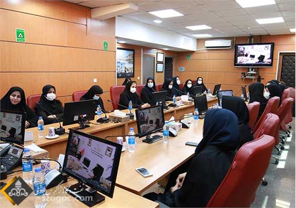 برگزاری سمینار تقویت عزت نفس در بانوان توسط زاگرس جنوبی 5