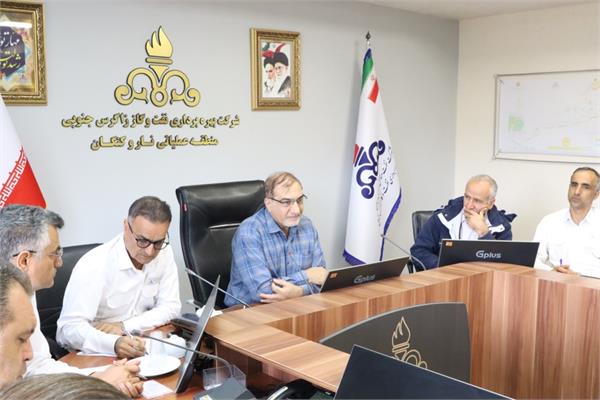 دیدار نوروزی مدیر عامل با کارکنان منطقه عملیاتی نار و کنگان 10