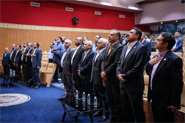 نشست خبری مدیرعامل شرکت نفت مناطق مرکزی ایران 15