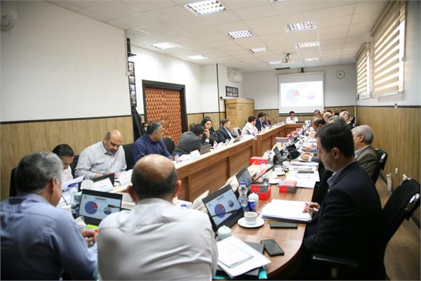 جلسه پیش بینی تولید شرکت نفت مناطق مرکزی ایران در مناطق تحت پوشش زاگرس جنوبی 19