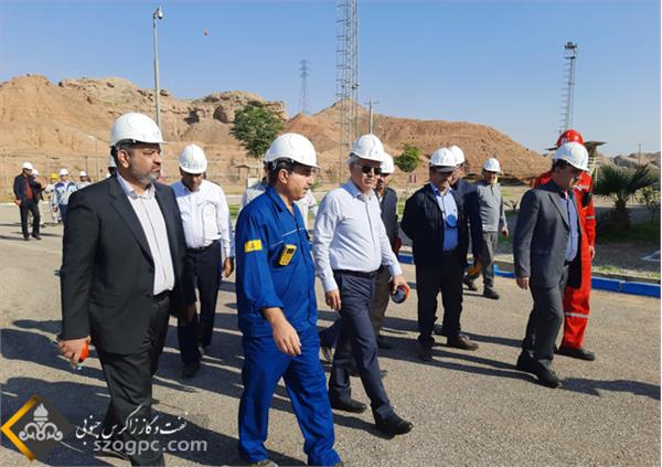 بازدید مدیرعامل و هیات همراه از منطقه عملیاتی و نمکزدایی دهلران و همچنین کارخانه ٣١٠٠ NGL 12