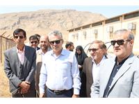 بازدید مدیر عامل شرکت نفت مناطق مرکزی ایران از طرحهای مسئولیت اجتماعی در شهرستانهای کوار و سروستان 7