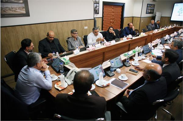 جلسه بازنگری سیستم مدیریت یکپارچه نفت مناطق مرکزی ایران 2