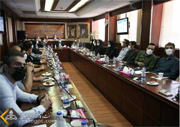 دیدار صمیمی مدیرعامل نفت مرکزی با کارکنان اداره فناوری اطلاعات و ارتباطات و مخابرات 4