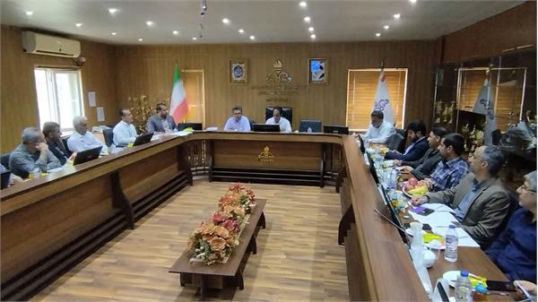 جلسه هم اندیشی فرمانده محترم پایگاه مقاومت بسیج شرکت بهره‌برداری نفت و گاز زاگرس جنوبی 8