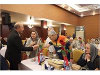 مراسم تجلیل از بازنشستگان با حضور کارکنان و همسران 33