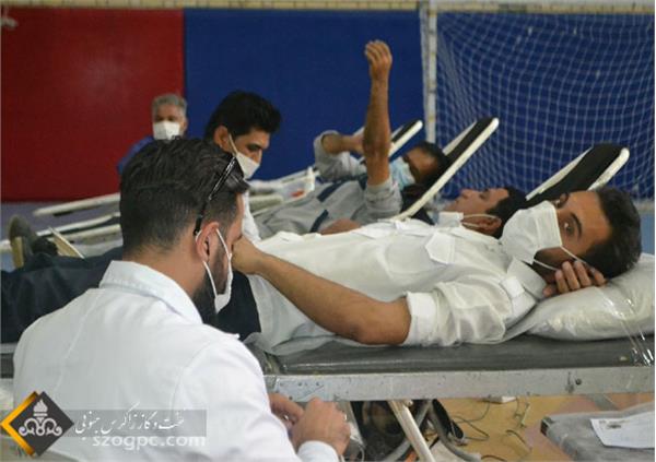اهداء ١٣٠ هزار سی سی خون کارکنان شرکت بهره برداری نفت و گاز زاگرس جنوبی 3