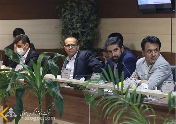 نشست صمیمی سرپرست شرکت زاگرس جنوبی با مدیران  و رؤسای ستادی و عملیاتی در سال جدید 5