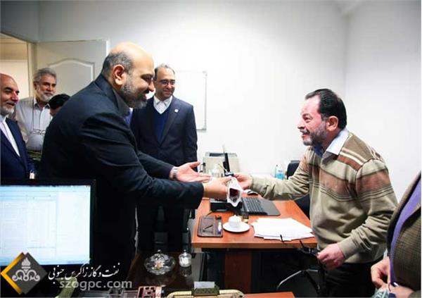 تقدیر از همکاران اداره آموزش شرکت نفت مناطق مرکزی ایران 10