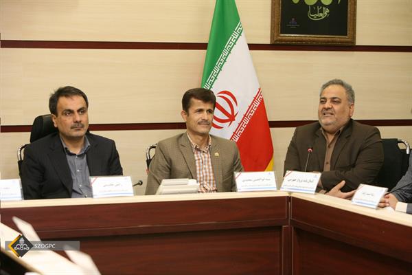 برگزاری مراسم گرامیداشت روز ارتباطات و روابط عمومی در شرکت نفت مناطق مرکزی ایران 44