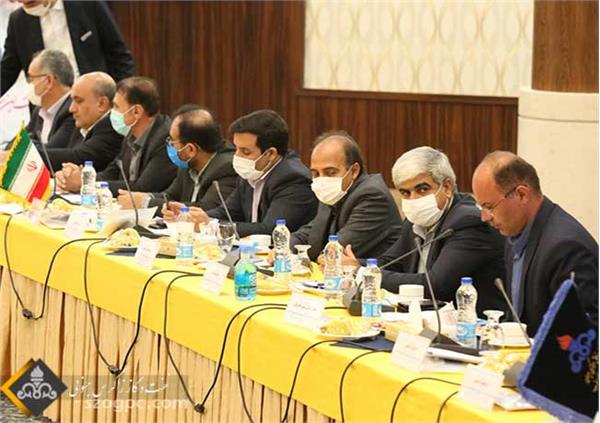 برگزاری نشست مدیر عامل شرکت نفت مناطق مرکزی ایران با مدیرعامل و مدیران نفت و گاز غرب 12