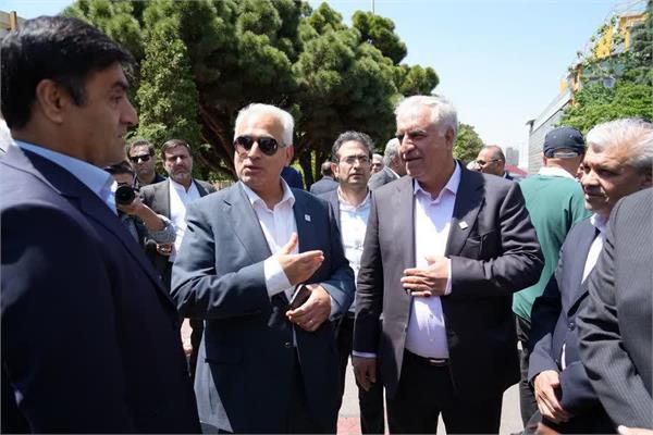 دومین روز بازدید مدیر عامل از بیست و نهمین نمایشگاه صنعت نفت 9