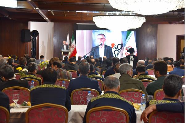 آیین اختتامیه مسابقات ورزشی کارکنان ۴۵ سال و بالاتر نفت مرکزی 23