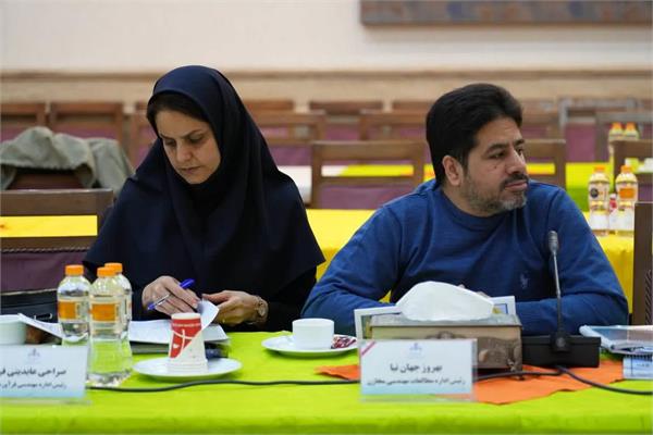 نشست پیش بینی بهره دهی چاه های شرکت نفت مناطق مرکزی ایران نیمه نخست سال ۱۴۰۵ 22