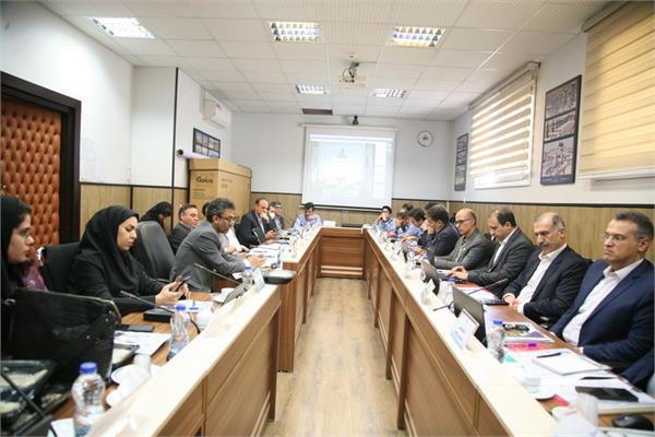 جلسه پیش بینی تولید شرکت نفت مناطق مرکزی ایران 17