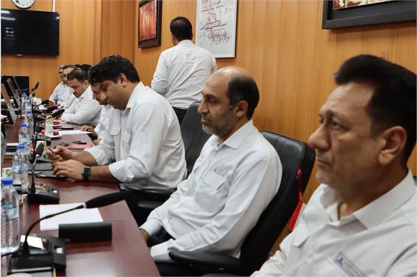 بازدید سرپرست شرکت زاگرس جنوبی از منطقه عملیاتی پارسیان 3