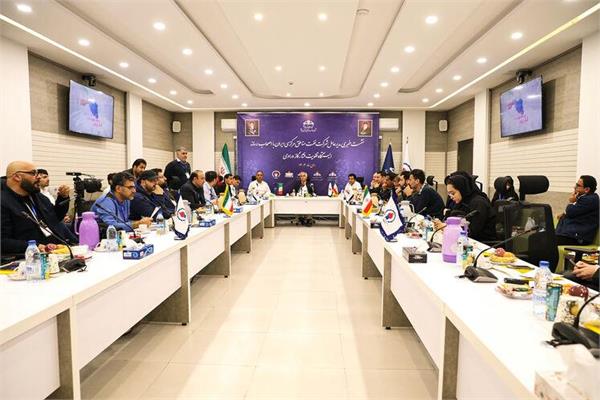 نشست خبری مدیرعامل شرکت نفت مناطق مرکزی 8