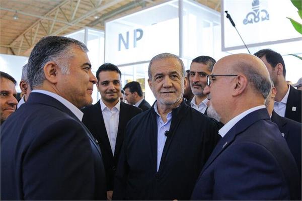 بازدید رئیس‌جمهوری از بیست‌ونهمین نمایشگاه نفت/ ۲ 13