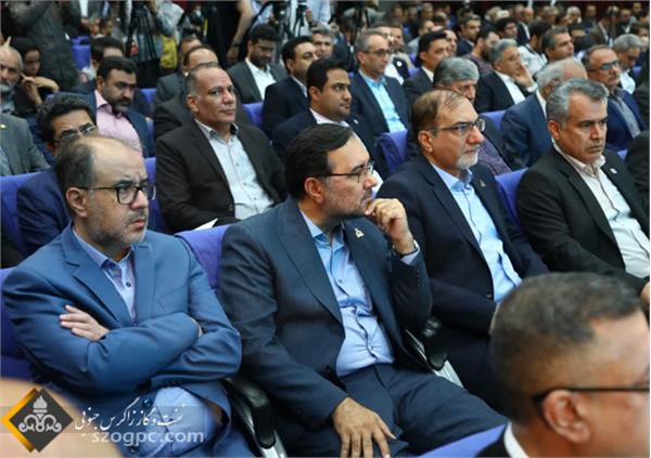 گزارش تصویری؛ آیین افتتاح رسمی بیست‌وهفتمین نمایشگاه بین‌المللی نفت، گاز، پالایش و پتروشیمی 15