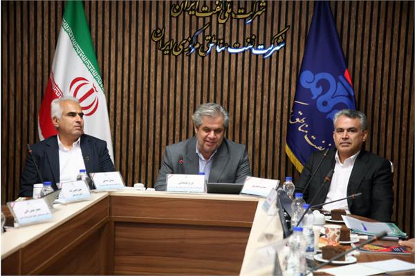 برگزاری مراسم تکریم و معارفه مدیرعامل شرکت نفت مناطق مرکزی ایران 23