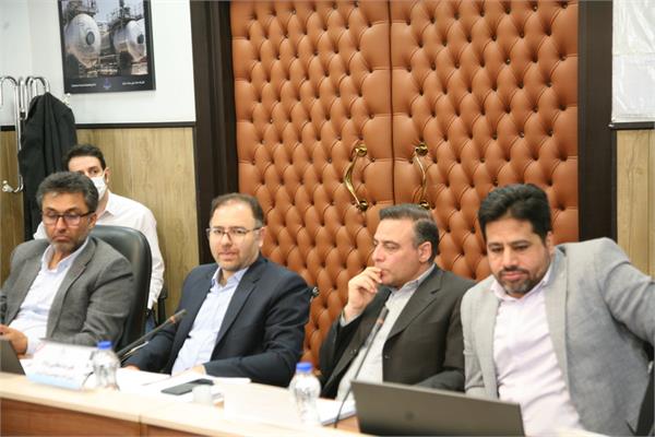 جلسه پیش بینی تولید شرکت نفت مناطق مرکزی ایران 11