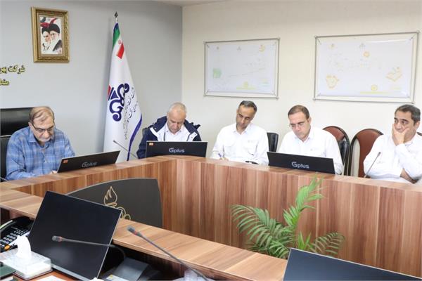 دیدار نوروزی مدیر عامل با کارکنان منطقه عملیاتی نار و کنگان 11