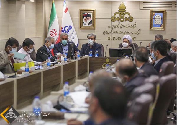 نشست مجمع نمایندگان و مدیران صنعت نفت فارس به میزبانی زاگرس جنوبی برگزار شد