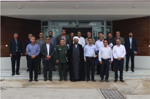 جلسه هم اندیشی فرمانده محترم پایگاه مقاومت بسیج شرکت بهره‌برداری نفت و گاز زاگرس جنوبی 9