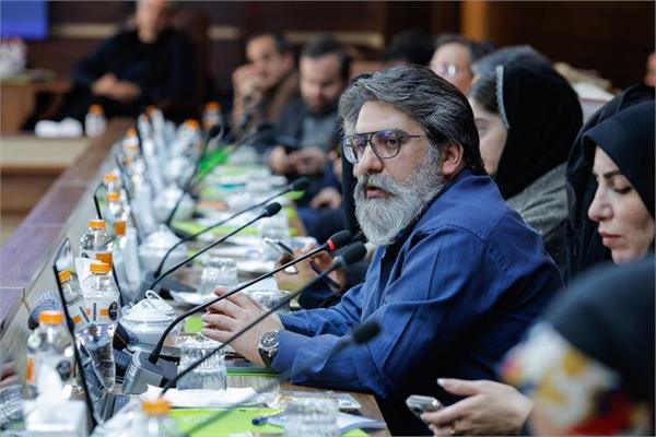 نشست هم‌اندیشی روابط عمومی وزارت نفت با خبرنگاران 7
