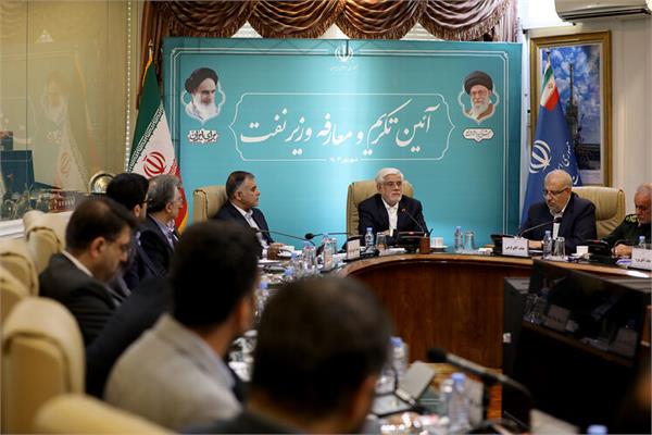 برگزاری آیین معارفه «پاک‌نژاد» با حضور معاون اول رئیس‌جمهوری 9