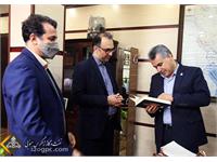 گرامیداشت روز کتاب و کتابخوانی در شرکت نفت مناطق مرکزی ایران 4